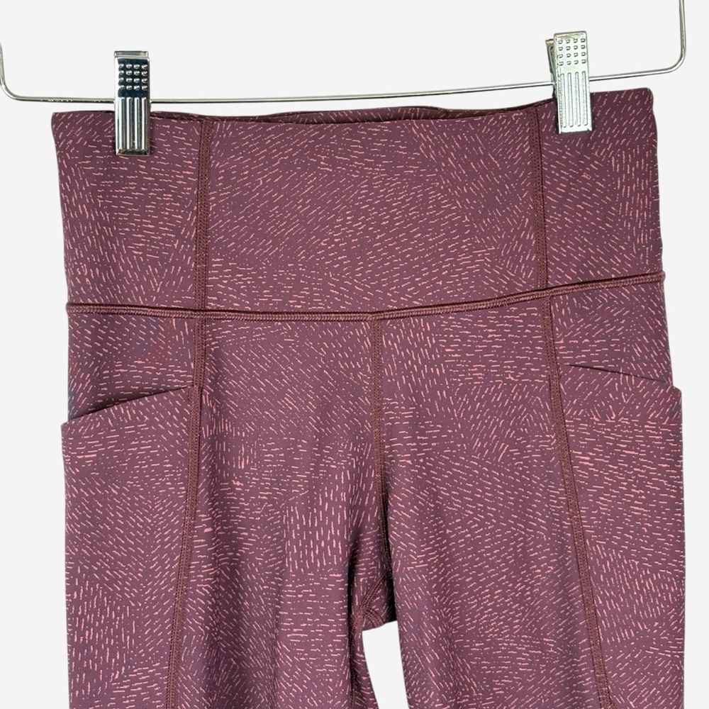 Athleta Salutation Stash Pocket Rainwater Tight Size XS Burgundy Printed - Picture 4 of 13